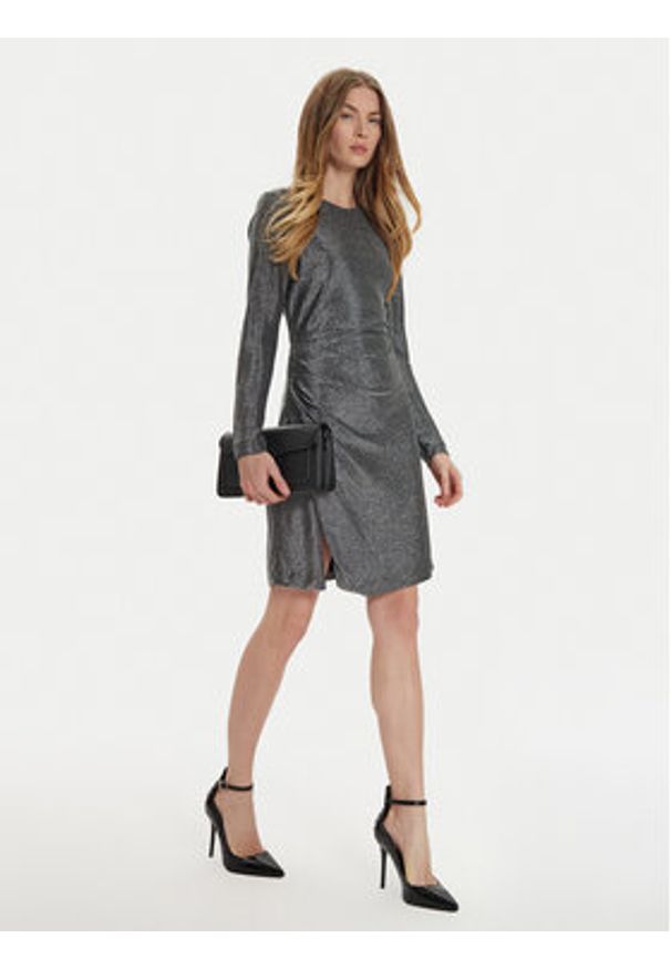 DKNY Sukienka koktajlowa DD4GAA85 Srebrny Regular Fit. Kolor: srebrny. Materiał: syntetyk. Styl: wizytowy