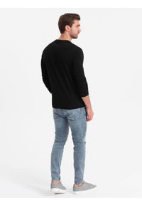 Ombre Clothing - Longsleeve męski z elastanem sygnowany z okrągłym dekoltem - czarny V3 OM-LSCL-0102 - XXL. Kolor: czarny. Materiał: elastan. Długość rękawa: długi rękaw. Wzór: jednolity, gładki. Styl: klasyczny