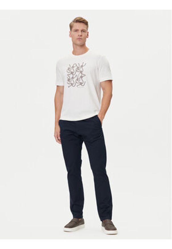 JOOP! Jeans Chinosy 15 JJF-Matthew101 30044301 Granatowy Modern Fit. Kolor: niebieski. Materiał: bawełna