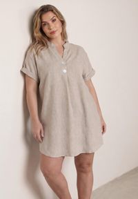 Born2be - Beżowa Bawełniana Sukienka o Pudełkowym Kroju z Ozdobnymi Guzikami Kateira. Okazja: na co dzień. Kolor: beżowy. Materiał: bawełna. Typ sukienki: proste. Styl: casual #1
