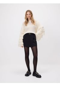 Reserved - Spódnico-szorty z paskiem - czarny. Kolor: czarny. Materiał: tkanina, wiskoza