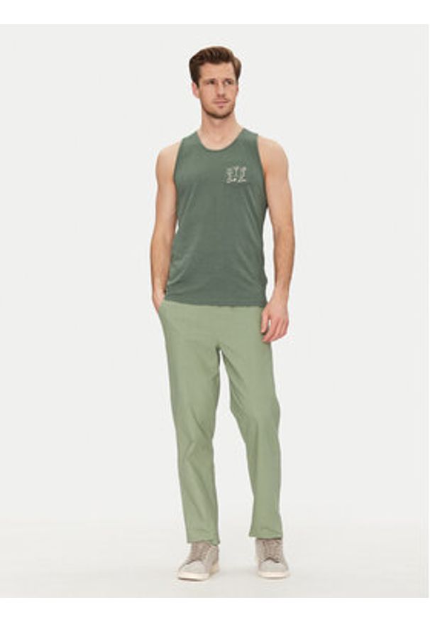 Blend Spodnie materiałowe 20718408 Zielony Regular Fit. Kolor: zielony. Materiał: len, bawełna