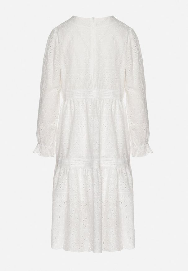 Born2be - Biała Ażurowa Rozkloszowana Sukienka z Bawełny Edilavia. Okazja: na imprezę, do pracy, na co dzień. Kolor: biały. Materiał: bawełna. Wzór: ażurowy. Sezon: lato. Styl: casual, elegancki