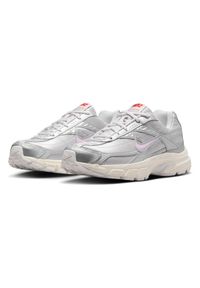 Nike Initiator Sneakersy damskie. Okazja: na co dzień. Kolor: szary. Materiał: guma. Szerokość cholewki: normalna. Sport: fitness