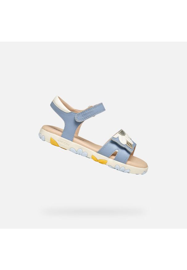 Sandały Geox Model J Sandal Haiti Girl Kolor Niebieski. Kolor: szary, niebieski, wielokolorowy, biały. Materiał: syntetyk. Sezon: lato