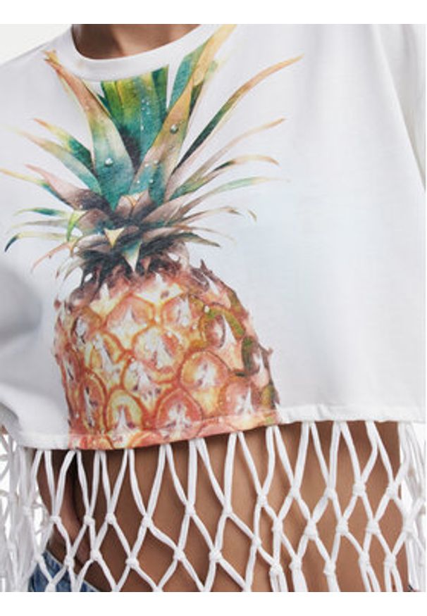 Desigual T-Shirt 25SWTKAN Écru Regular Fit. Materiał: bawełna