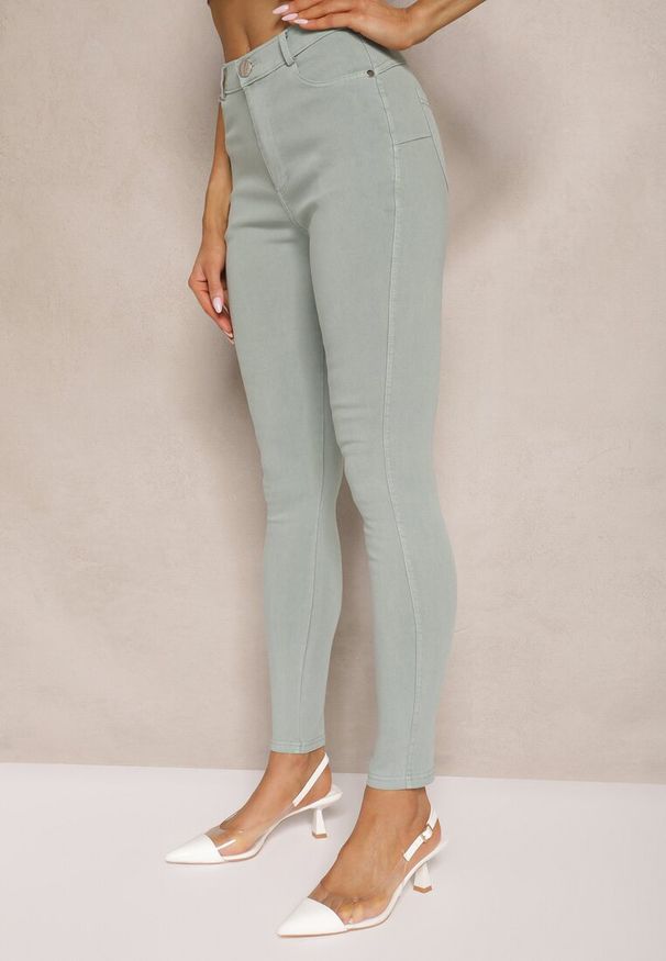 Renee - Zielone Skinny Jeansy z Bawełną High Waist Lorie. Okazja: na co dzień. Stan: podwyższony. Kolor: zielony. Styl: casual, elegancki, wizytowy