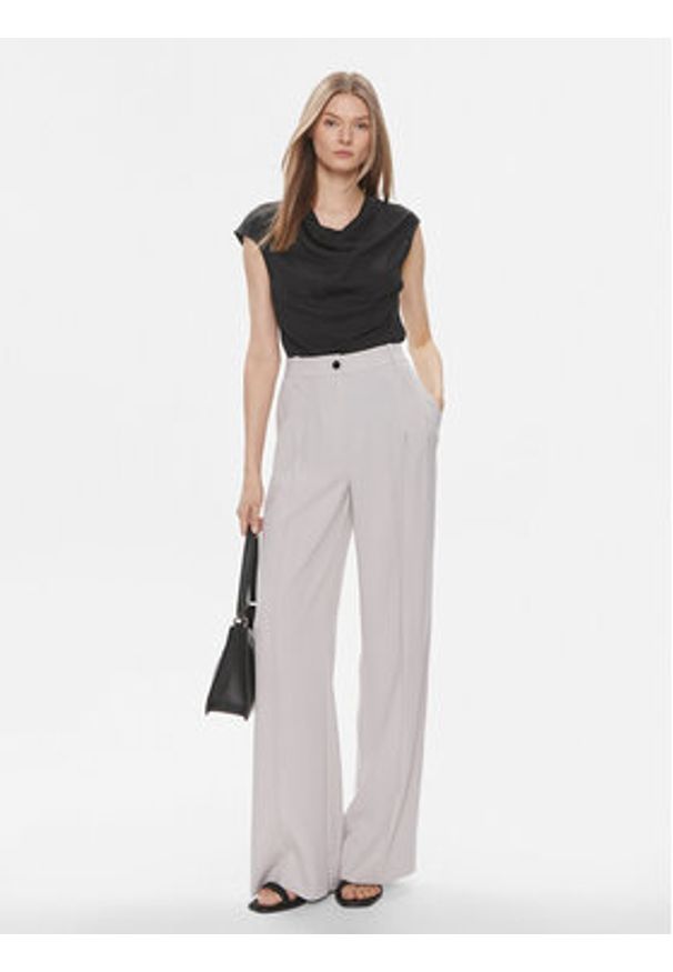 Calvin Klein Bluzka K20K206281 Czarny Slim Fit. Kolor: czarny. Materiał: syntetyk
