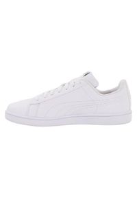 Buty do chodzenia dla dzieci Puma Up. Kolor: biały. Materiał: materiał, syntetyk. Szerokość cholewki: normalna. Sport: turystyka piesza