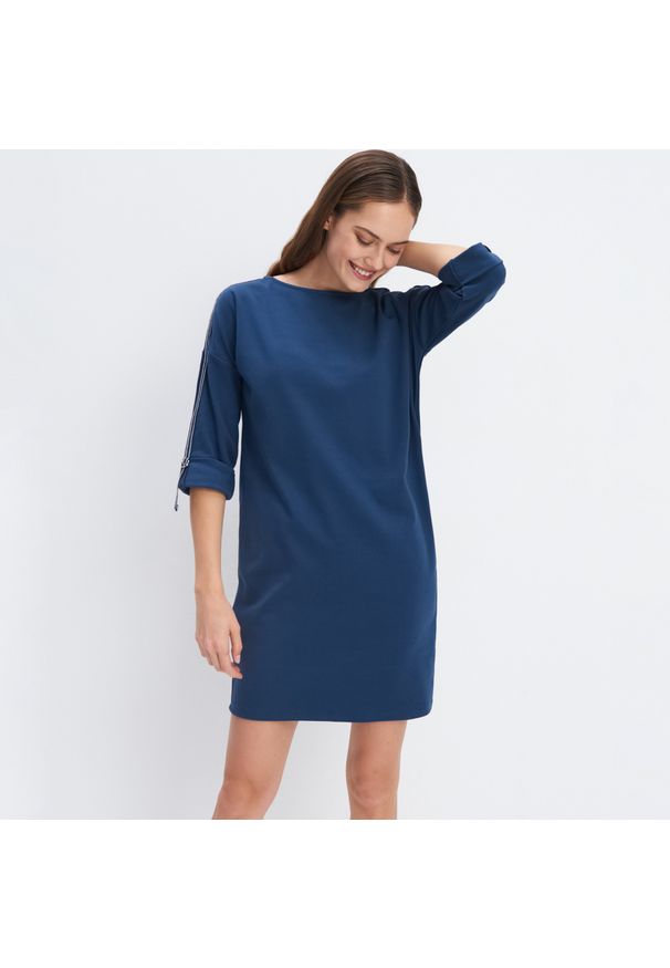 Mohito - Sukienka z lampasami Eco Aware - Niebieski. Kolor: niebieski