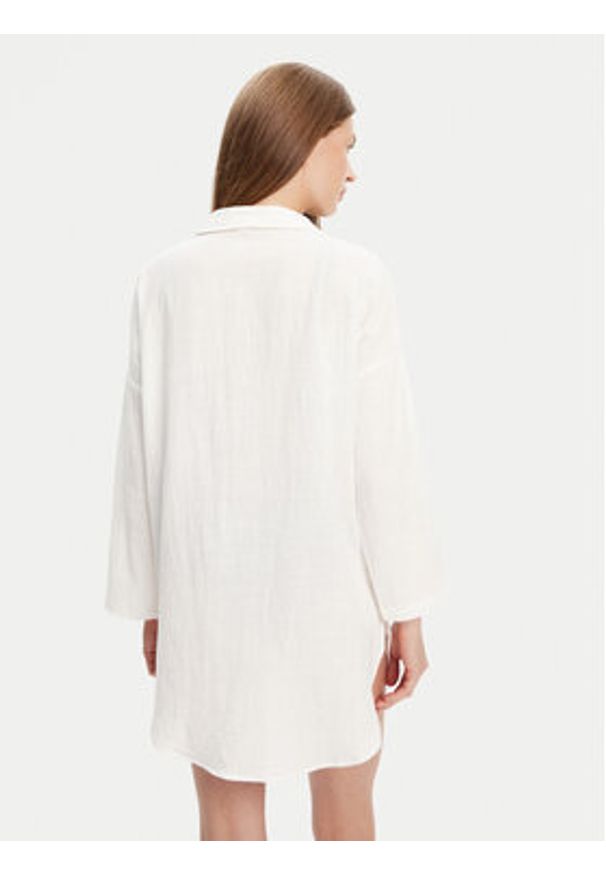 YSABEL MORA Koszula 86148 Biały Relaxed Fit. Kolor: biały. Materiał: bawełna