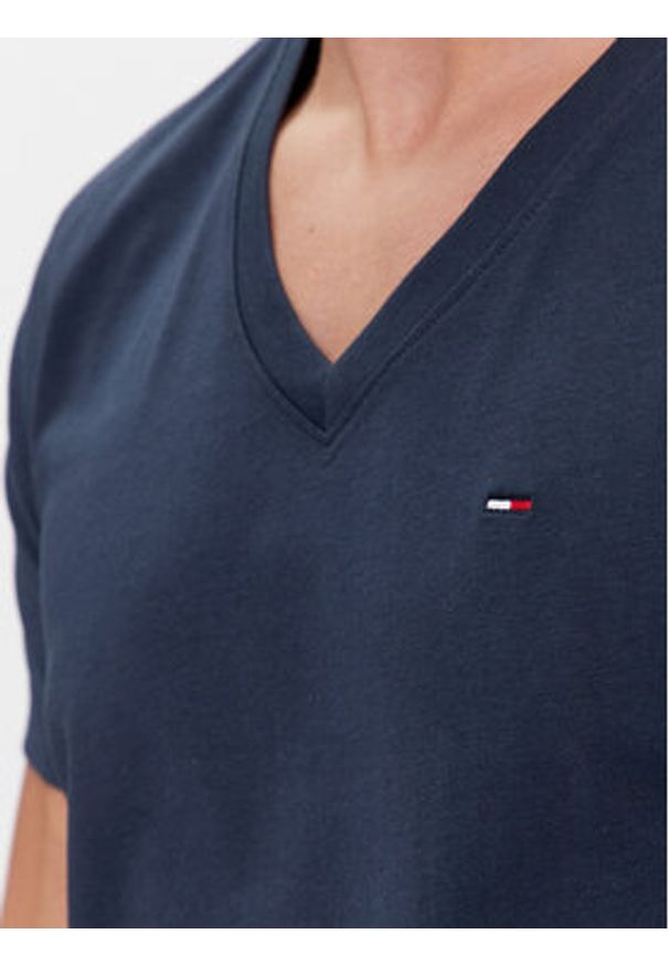 Tommy Jeans T-Shirt DM0DM04410 Granatowy Regular Fit. Kolor: niebieski. Materiał: bawełna