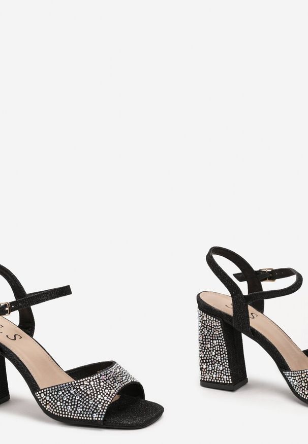 Born2be - Czarne Połyskujące Sandały z Brokatem na Słupku Naraste. Kolor: czarny. Obcas: na słupku