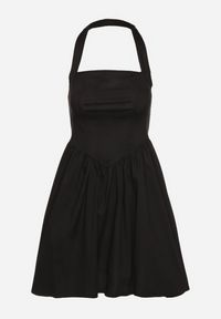 Born2be - Czarna Bawełniana Sukienka Rozkloszowana na Szyję Kolaniela. Okazja: na co dzień. Kolor: czarny. Materiał: bawełna. Sezon: wiosna. Typ sukienki: proste. Styl: casual, elegancki #4