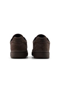 Buty męskie New Balance Numeric UN480CHC – brązowe. Kolor: brązowy. Materiał: materiał, zamsz, syntetyk, dresówka, guma, skóra. Szerokość cholewki: normalna. Wzór: nadruk. Sport: bieganie #2
