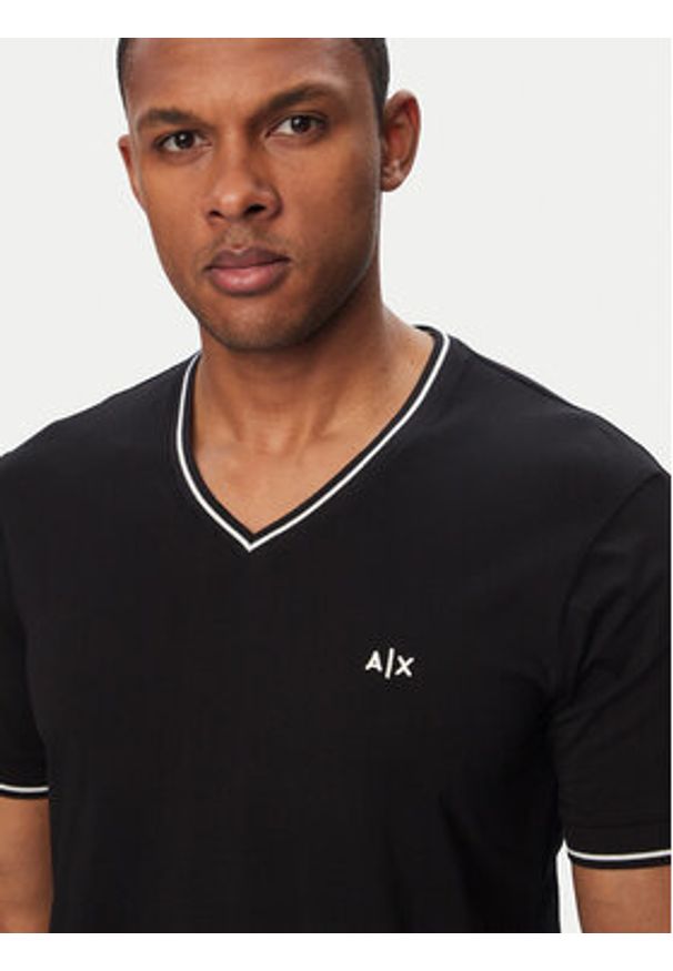Armani Exchange T-Shirt XM002512 AF10358 UC001 Czarny Regular Fit. Kolor: czarny. Materiał: bawełna