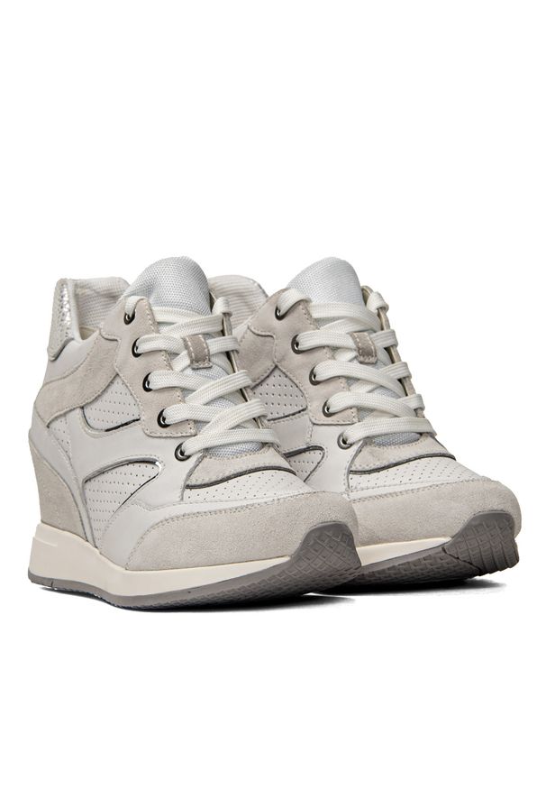 Geox - Sneakersy damskie beżowe GEOX D Nydame. Okazja: na co dzień. Zapięcie: sznurówki. Kolor: beżowy. Materiał: zamsz, skóra. Szerokość cholewki: normalna. Obcas: na koturnie