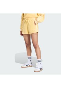 Adidas - adidas Szorty sportowe Terry Towel Firebird KD1395 Żółty Loose Fit. Kolor: żółty. Materiał: bawełna #1