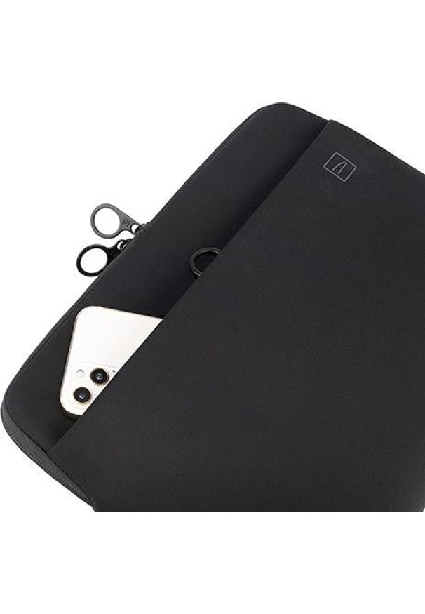 TUCANO - Pokrowiec Tucano Top Second Skin MacBook Pro 14 czarny. Kolor: czarny. Materiał: neopren. Wzór: gładki. Styl: elegancki