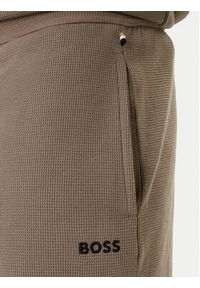 BOSS Szorty sportowe Waffle 50535884 Brązowy Regular Fit. Kolor: brązowy. Materiał: syntetyk. Styl: sportowy #5