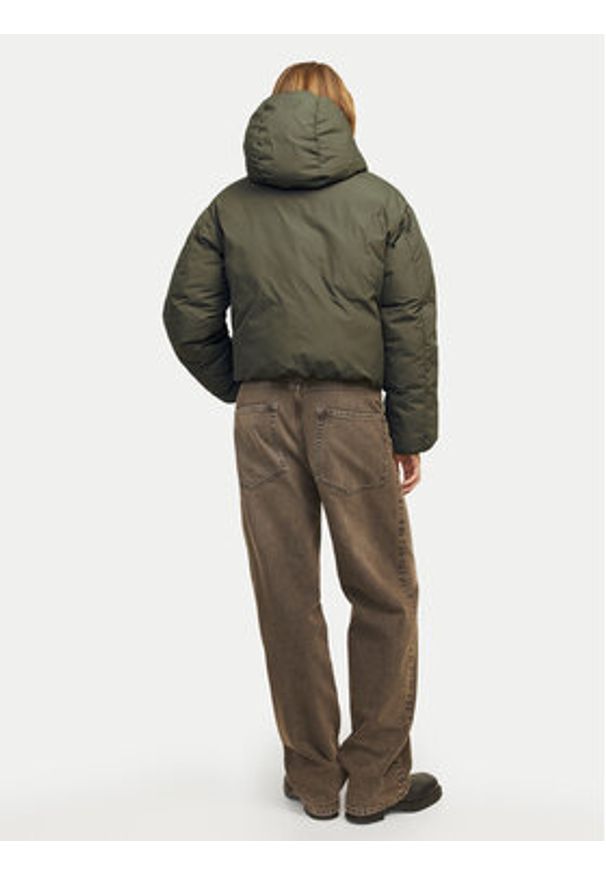 JJXX Kurtka zimowa Olly 12258743 Zielony Regular Fit. Kolor: zielony. Materiał: syntetyk. Sezon: zima