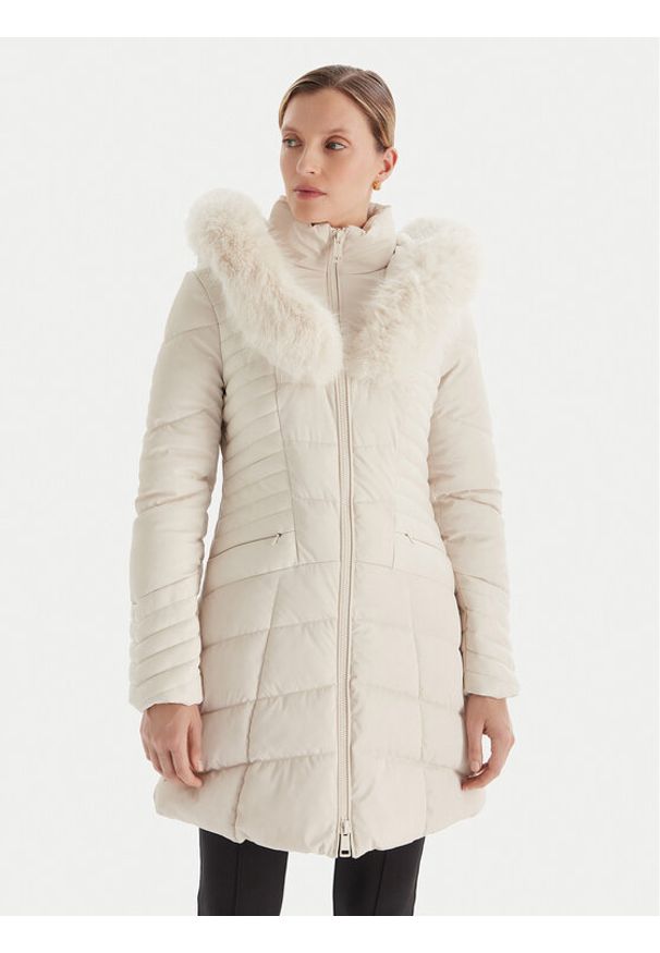 Guess Kurtka zimowa W4BL61 WGLZ0 Beżowy Slim Fit. Kolor: beżowy. Materiał: syntetyk. Sezon: zima