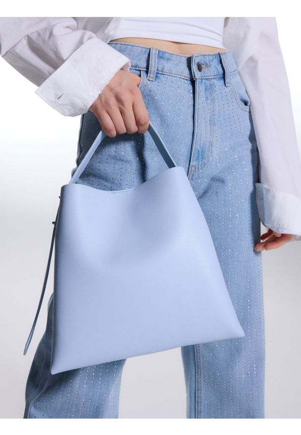 Reserved - Torebka crossbody z uchwytem - granatowy. Kolor: niebieski. Materiał: skórzane