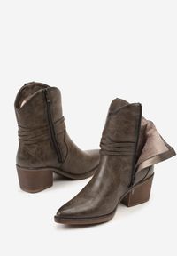 Born2be - Ciemnobeżowe Botki w Stylu Kowbojek na Stożku Zdobione Rzemykiem Mionadia. Okazja: na co dzień. Kolor: beżowy. Materiał: zamsz, jeans. Wzór: aplikacja. Sezon: zima, jesień. Obcas: na stożku. Styl: boho, casual. Wysokość obcasa: średni #6