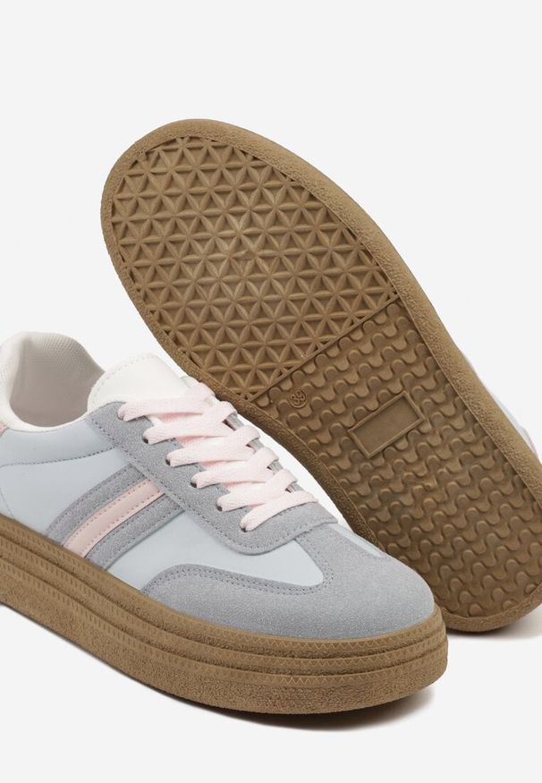 Renee - Niebieskie Sneakersy Kultowe Tenisówki na Grubej Podeszwie Ozdobione Wzorem w Panterkę Gonelis. Okazja: na co dzień. Kolor: niebieski. Materiał: jeans. Wzór: aplikacja, motyw zwierzęcy