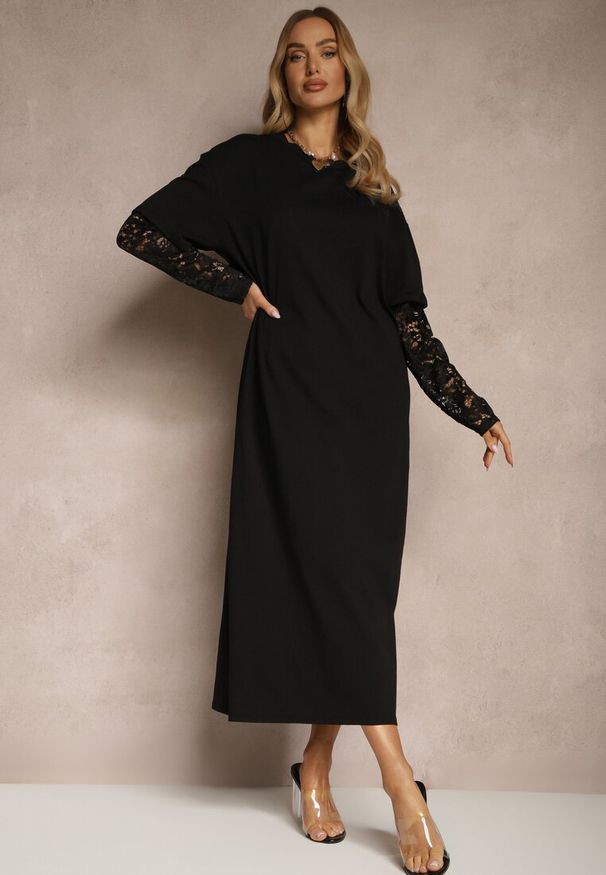 Renee - Czarna Sukienka z Bawełny o Kroju Typu T-shirt z Koronką i Rozcięciami Tanisla. Okazja: na co dzień. Kolor: czarny. Materiał: bawełna, koronka. Wzór: koronka. Typ sukienki: proste, sportowe. Styl: sportowy, elegancki, casual