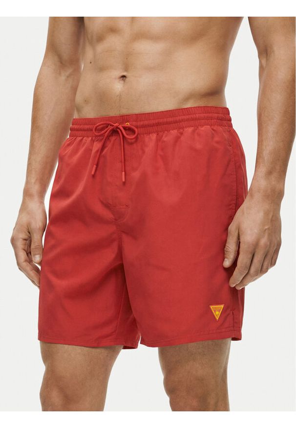 Guess Szorty kąpielowe F6GT24 WG282 Czerwony Regular Fit. Kolor: czerwony. Materiał: syntetyk