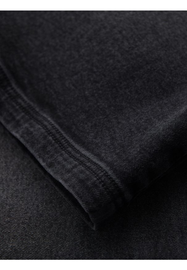Ombre Clothing - Męskie szorty z gumką w pasie i efektem sprania – czarne V4 OM-SRDS-0192 - XL. Okazja: na co dzień. Kolor: czarny. Materiał: skóra, denim, materiał, bawełna, elastan. Sezon: lato. Styl: casual, elegancki