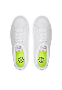 Nike Sneakersy Court Royale 2 Nn DQ4127 100 Biały. Kolor: biały. Materiał: skóra. Model: Nike Court #3