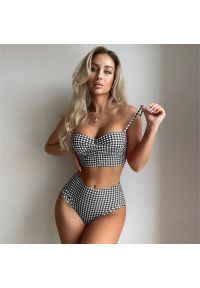 Intica - Strój kąpielowy retro z klasycznym krojem Floy. Kolor: wielokolorowy. Materiał: materiał