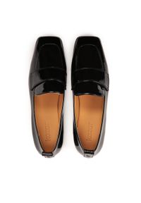 Kazar - Lakierowane loafersy na płaskim obcasie. Kolor: czarny. Materiał: skóra, lakier. Szerokość cholewki: normalna. Obcas: na obcasie. Styl: elegancki. Wysokość obcasa: niski #3