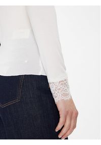 Vero Moda Bluzka Skye 10339843 Biały Slim Fit. Kolor: biały #5