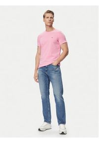 Tommy Jeans T-Shirt DM0DM04411 Różowy jasny Slim Fit. Kolor: różowy. Materiał: bawełna #5