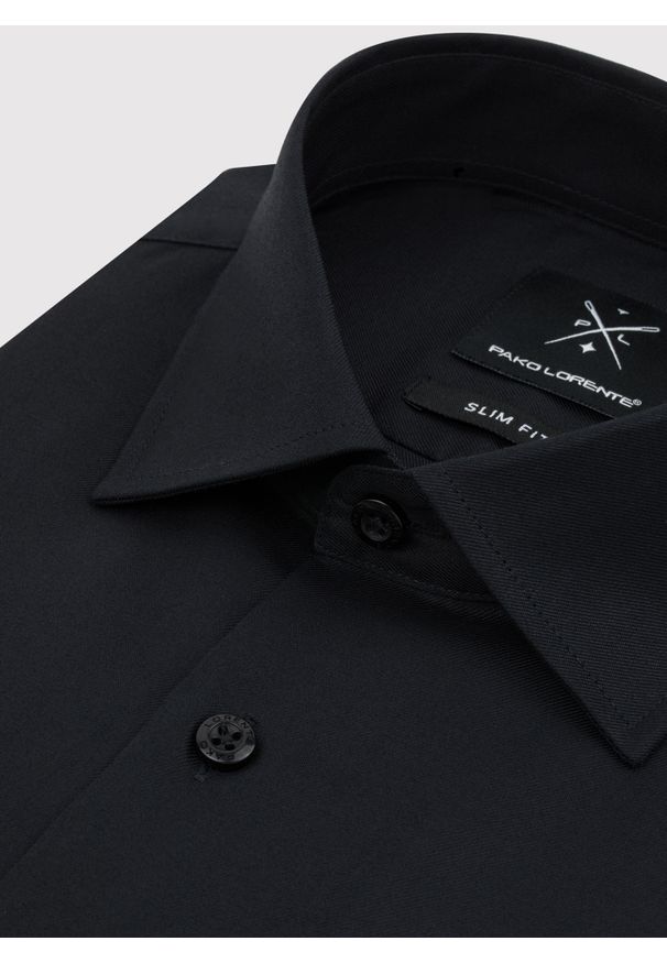 Pako Lorente - PAKO LORENTE – Czarna bawełniana koszula męska. Okazja: na studniówkę. Kolor: czarny, biały. Materiał: bawełna. Długość rękawa: długi rękaw. Długość: długie. Wzór: gładki
