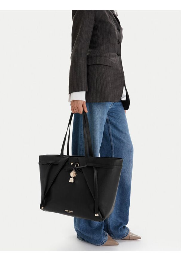 Nine West Torebka CEO-Inari-LDA8426A Czarny. Kolor: czarny
