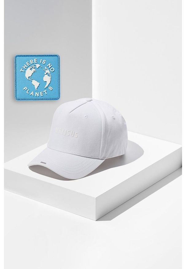 Next Generation Headwear - Next generation headwear Czapka z daszkiem kolor biały z aplikacją. Kolor: biały. Materiał: bawełna. Wzór: aplikacja