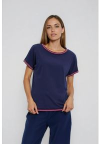 MOODO - Bluzka z ozdobną lamówką granatowa. Kolor: niebieski. Materiał: elastan, bawełna #1