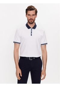 Pierre Cardin Polo 20714/000/2052 Biały Regular Fit. Typ kołnierza: polo. Kolor: biały. Materiał: bawełna