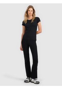 4f - 4F Legginsy dzianinowe z rozszerzanymi nogawkami damskie - czarne XXL. Okazja: na co dzień. Stan: podwyższony. Kolor: czarny. Materiał: dzianina. Styl: casual. Sport: fitness #1