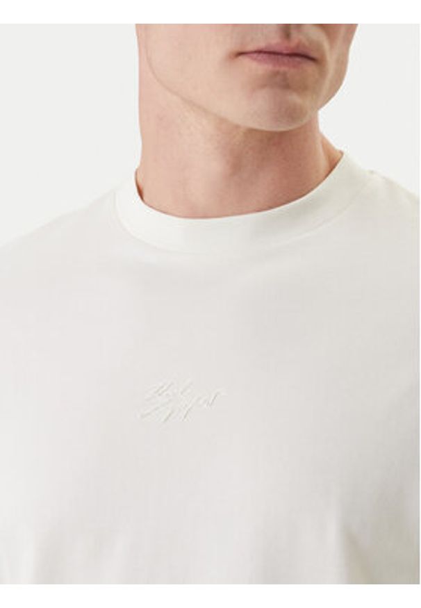 Karl Lagerfeld - KARL LAGERFELD T-Shirt 755047 562235 Beżowy Regular Fit. Typ kołnierza: dekolt w karo. Kolor: beżowy. Materiał: bawełna