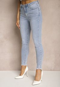 Renee - Jasnoniebieskie Jeansy z Bawełny Skinny High Waist z Postrzępionymi Nogawkami Biliona. Okazja: na co dzień. Stan: podwyższony. Kolor: niebieski. Styl: casual, elegancki #5