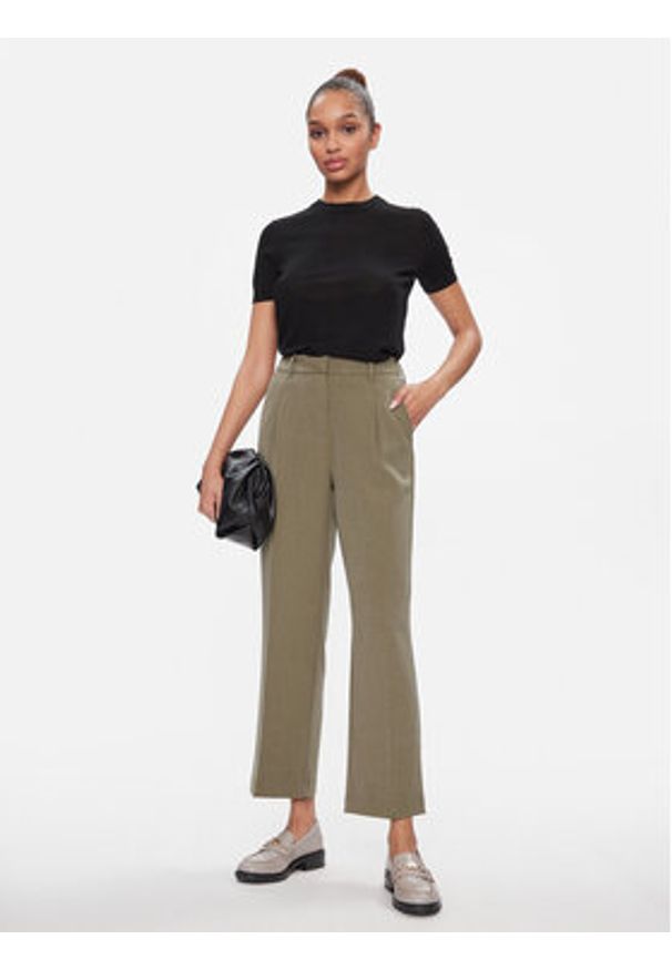 Vero Moda Spodnie materiałowe Britney 10299824 Beżowy Tapered Fit. Kolor: beżowy. Materiał: syntetyk