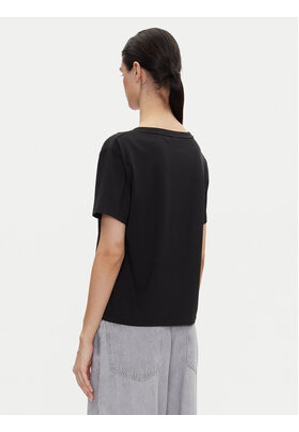 Hugo - HUGO T-Shirt Nika_T-Shirt 50540046 Czarny Regular Fit. Kolor: czarny. Materiał: bawełna