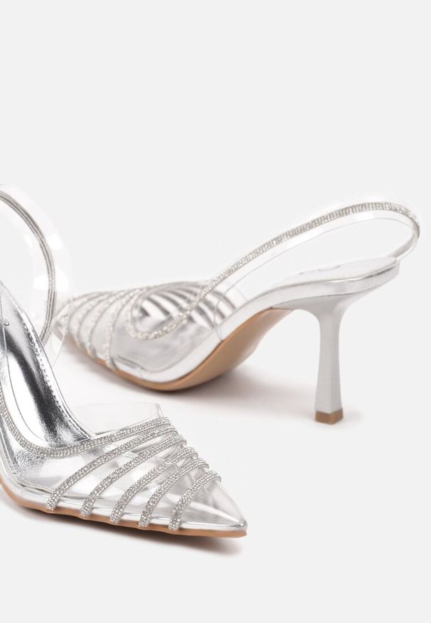 Renee - Srebrne Szpilki z Transparentnym Noskiem z Cyrkoniami Arrsela. Okazja: na co dzień. Kolor: srebrny. Materiał: jeans. Wzór: aplikacja. Obcas: na szpilce. Styl: casual, elegancki. Wysokość obcasa: wysoki