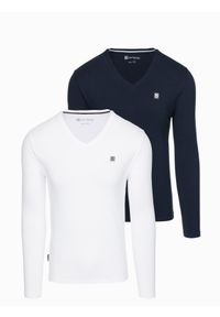 Ombre Clothing - Zestaw męskich longsleeve'ów SLIM FIT z dekoltem typu V i logotypem 2-pak– mix biały/granatowy V1 Z87 - XXL. Okazja: na co dzień. Kolor: biały. Materiał: bawełna, materiał, elastan. Długość rękawa: długi rękaw. Wzór: gładki, jednolity. Styl: klasyczny, casual