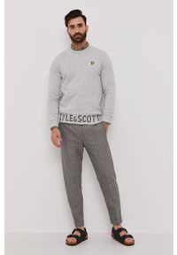 Lyle & Scott - Bluza. Okazja: na co dzień. Typ kołnierza: bez kaptura. Kolor: szary. Materiał: bawełna, dzianina. Wzór: gładki. Styl: casual #3